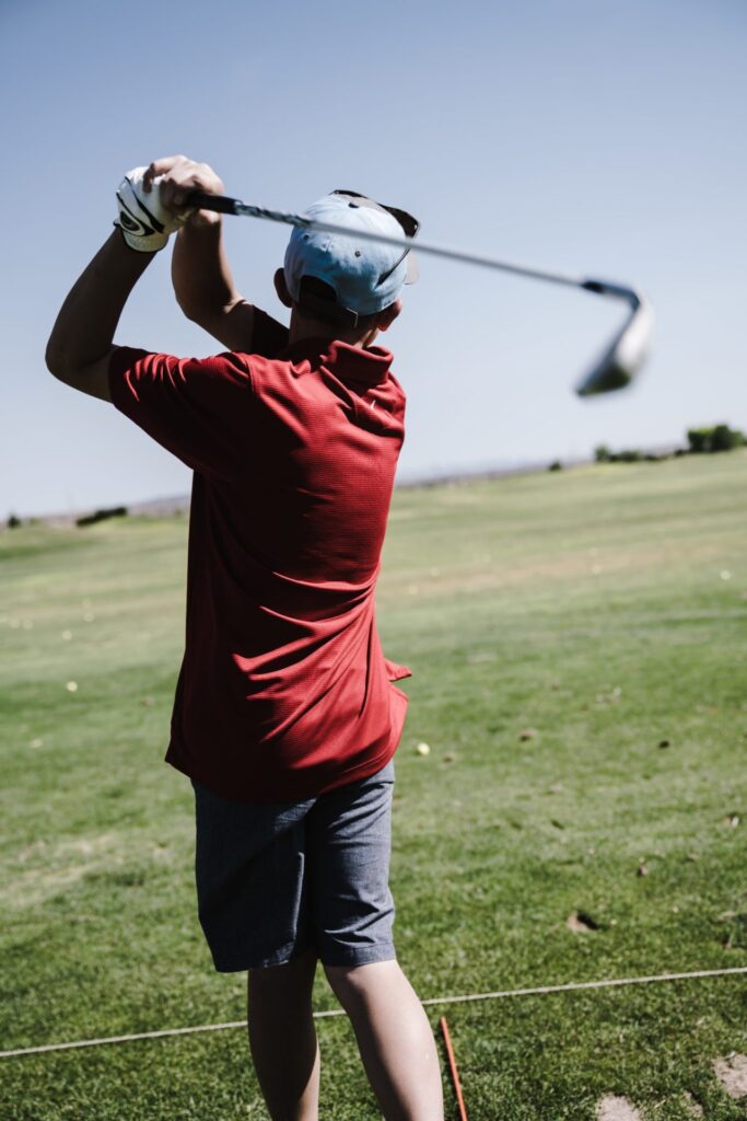 Becoming a Professional Golfer: Step-by-Step Guide and Tips