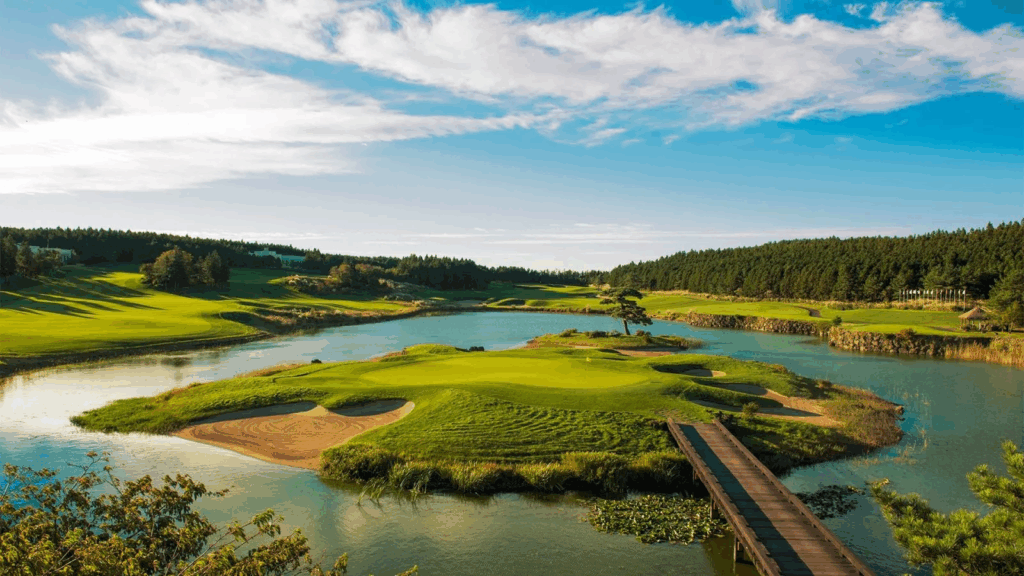 The Ultimate Guide to the Top 10 Golf Destinations in Southeast Asia 1 The Ultimate Guide to the Top 10 Golf Destinations in Southeast Asia